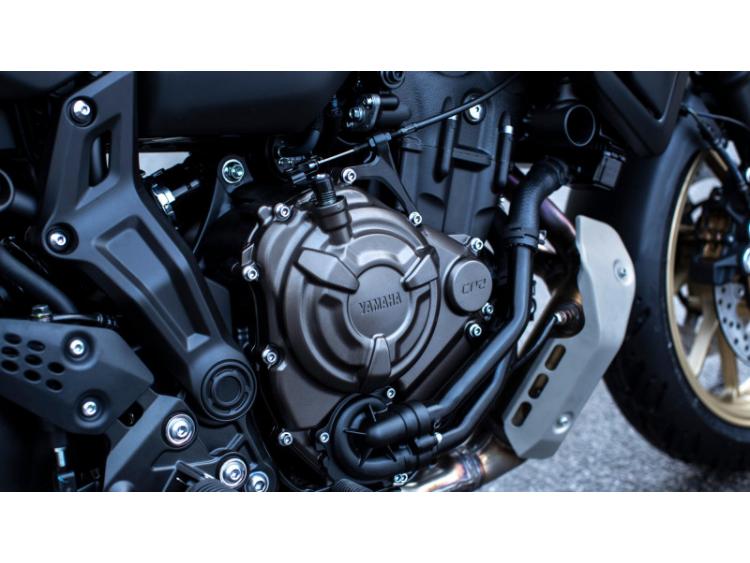 YAMAHA TRACER 7 (24)