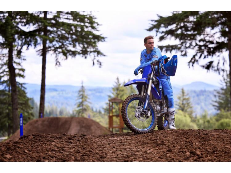 YAMAHA YZ250F (25)