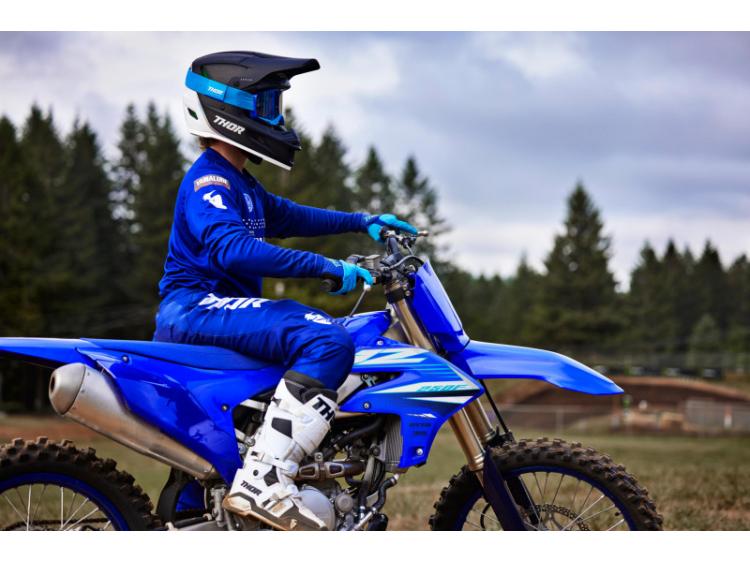 YAMAHA YZ250F (25)
