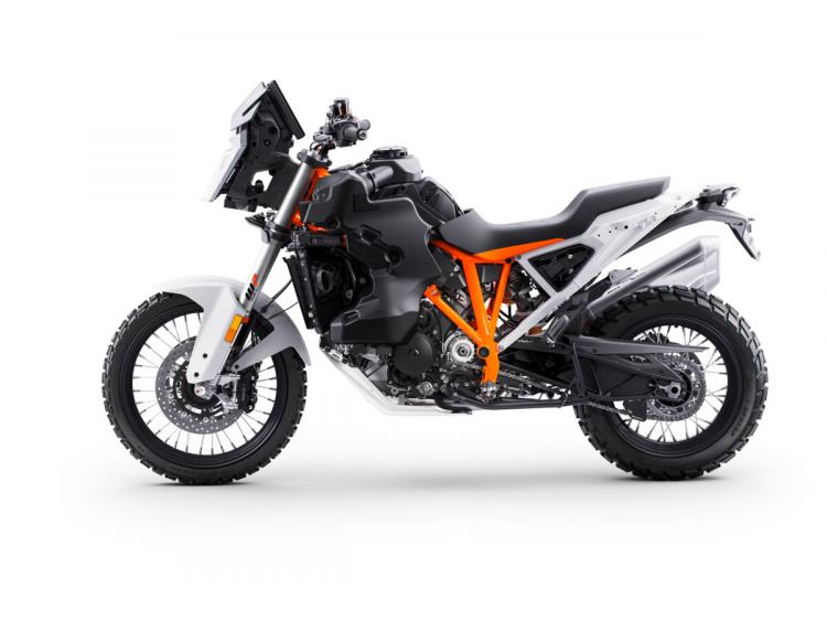 KTM 1390 SUPER ADVENTURE R (26)