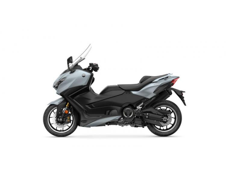 YAMAHA TMAX TECH MAX (25)