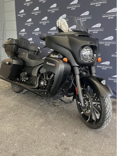 INDIAN ROADMASTER DARK HORSE 1890