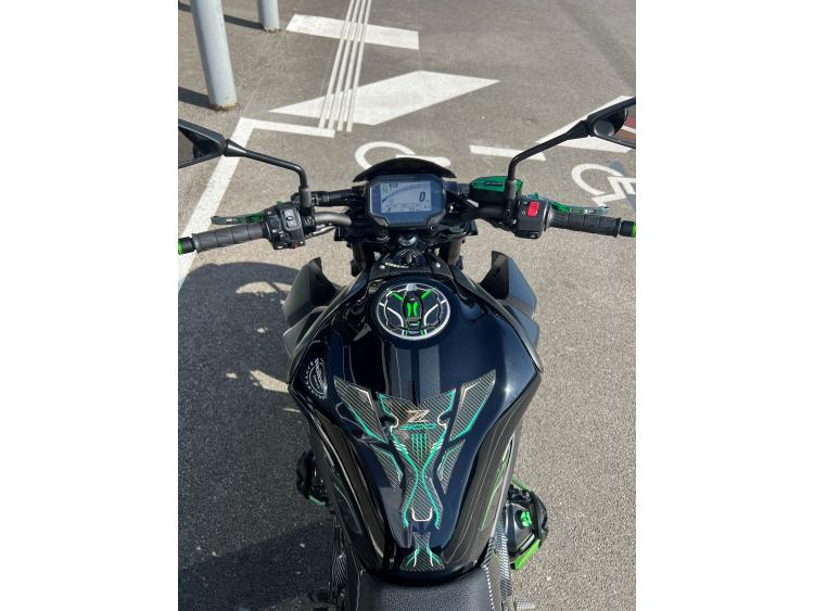 KAWASAKI Z 900
