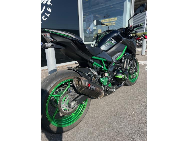 KAWASAKI Z 900
