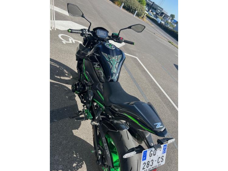 KAWASAKI Z 900
