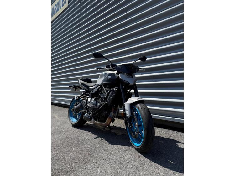YAMAHA MT-07 (47.5CV)