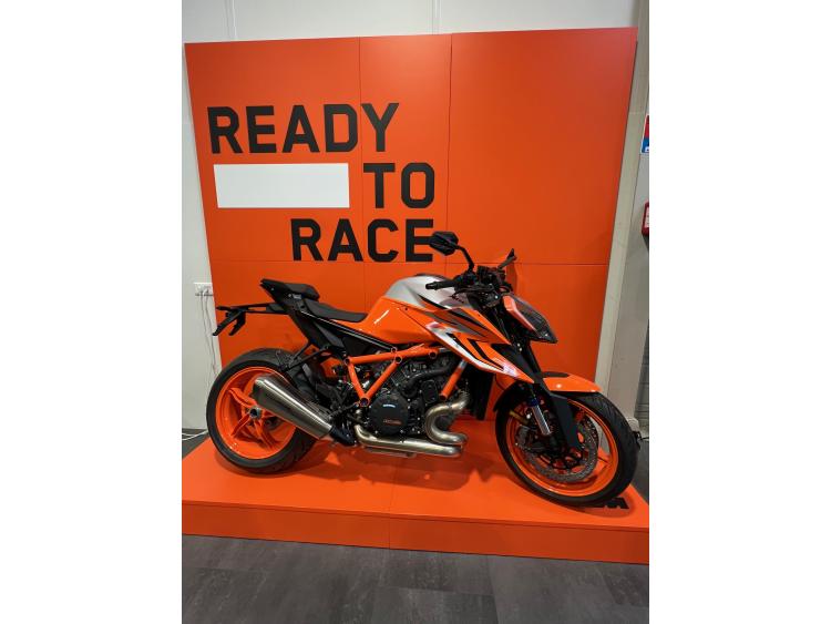 KTM 1290 SUPER DUKE R NEUVE DESTOCKAGE 0KM