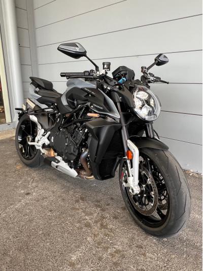 MV AGUSTA BRUTRALE 1000 RS