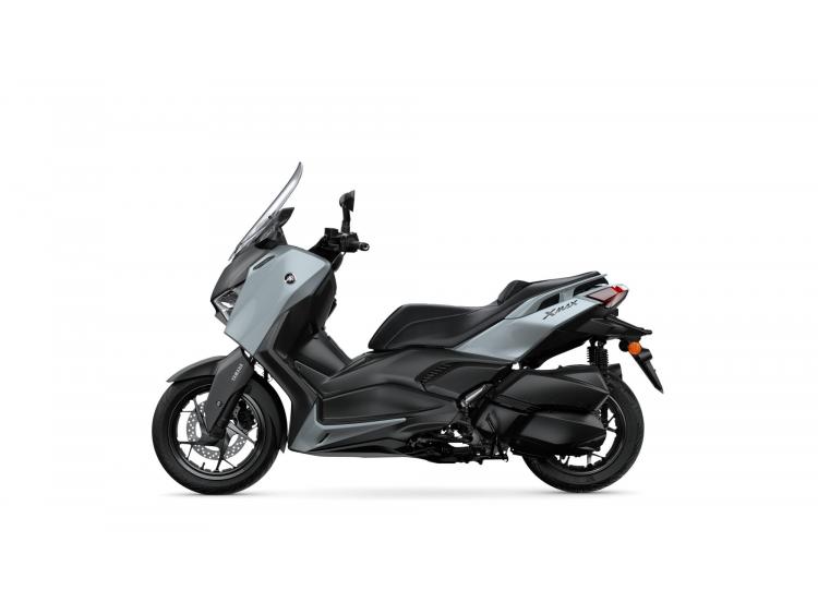 YAMAHA XMAX 300 TECH MAX (25)