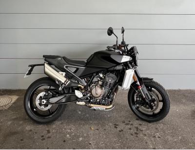 HUSQVARNA SVARTPILEN 801