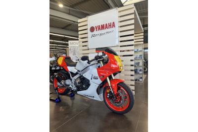 YAMAHA XSR 900 GP