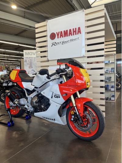 YAMAHA XSR 900 GP