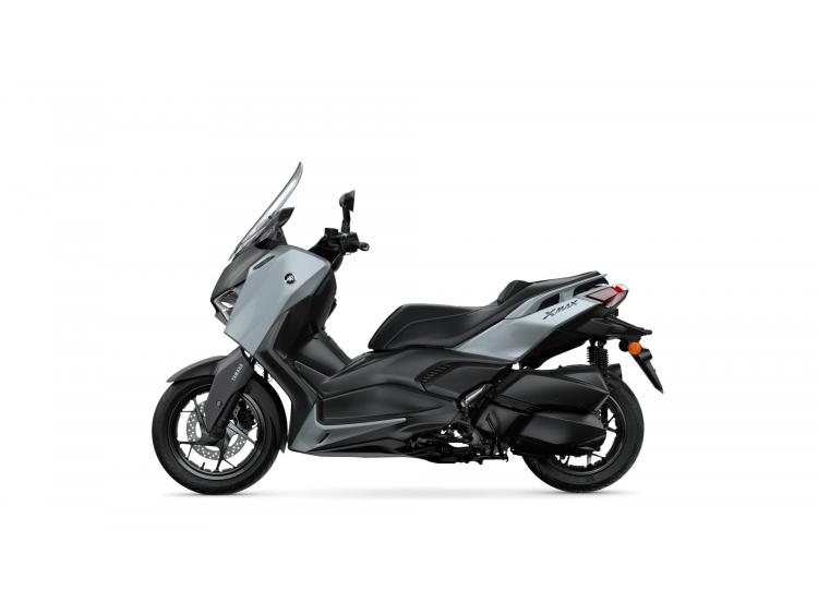 YAMAHA XMAX 300 TECH MAX + (25)