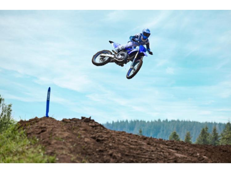 YAMAHA YZ125 (25)
