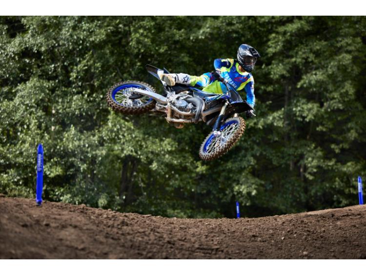 YAMAHA YZ125 MONSTER ENERGY (25)
