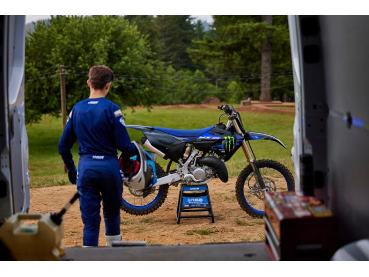 YAMAHA YZ125 MONSTER ENERGY (25)