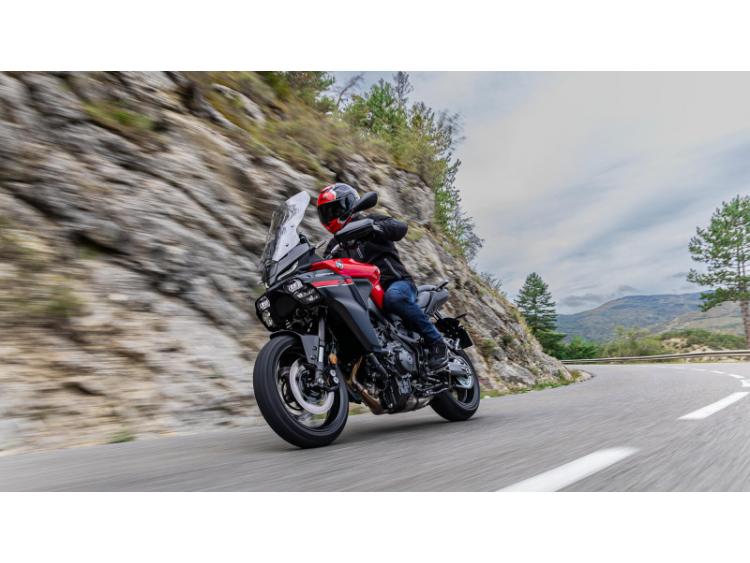 YAMAHA TRACER 9 (25)