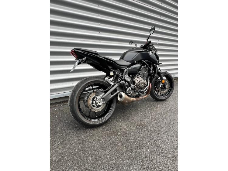 YAMAHA MT-07 (47.5CV)