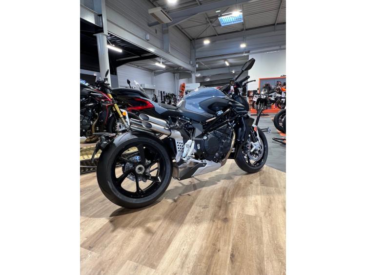 MV AGUSTA BRUTALE 1000 RS NEUVE