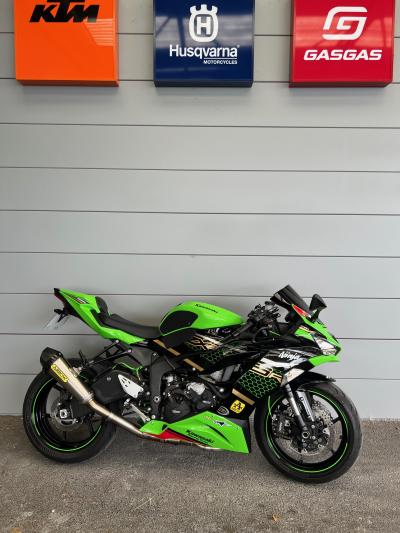KAWASAKI ZX-6R 636