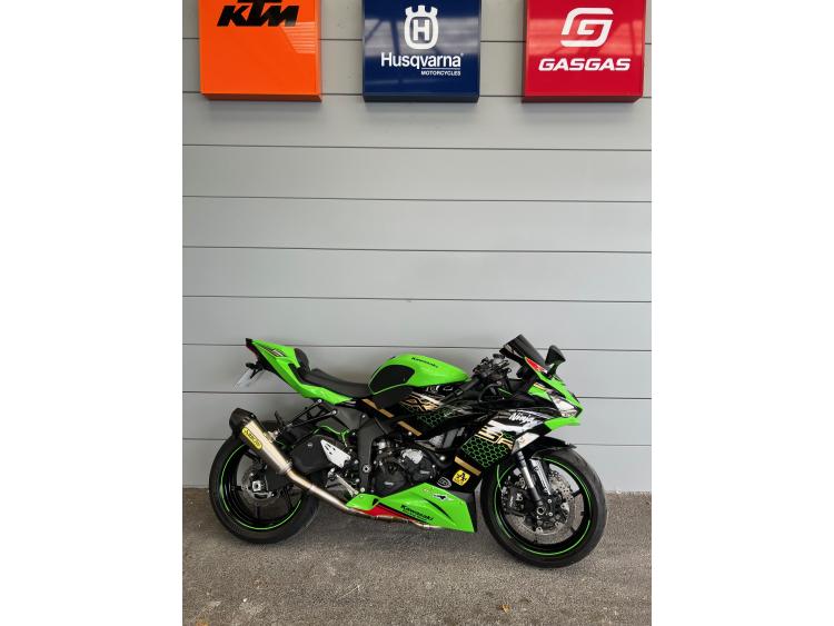 KAWASAKI ZX-6R 636