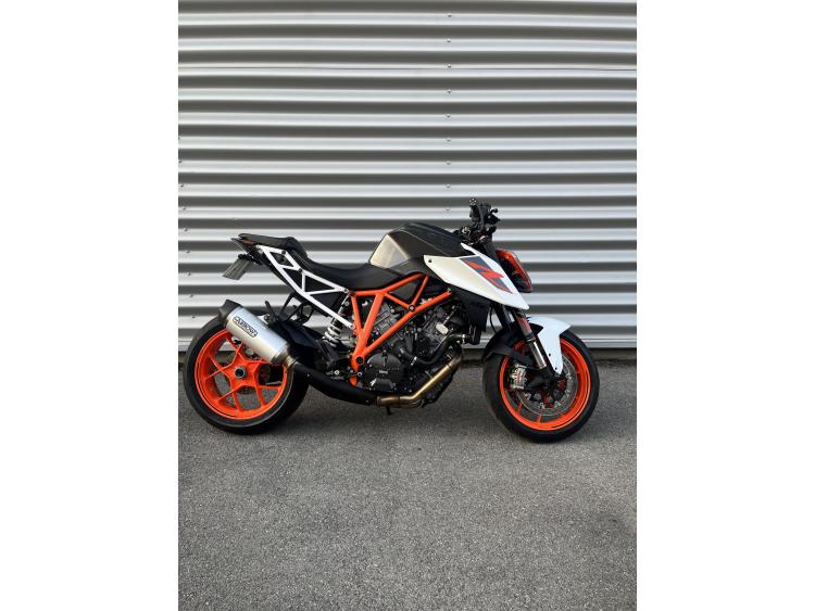 KTM 1290 SUPER DUKE R