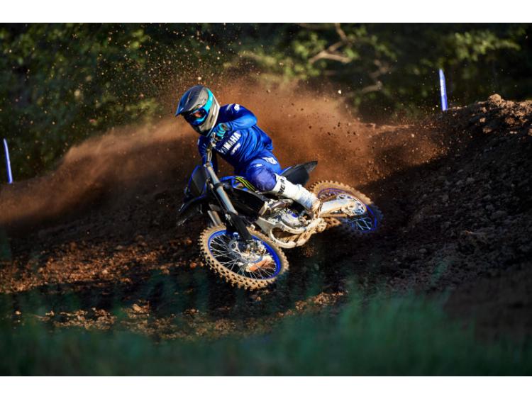 YAMAHA YZ250F MONSTER ENERGY (25)