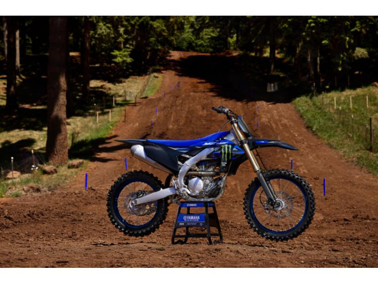 YAMAHA YZ250F MONSTER ENERGY (25)