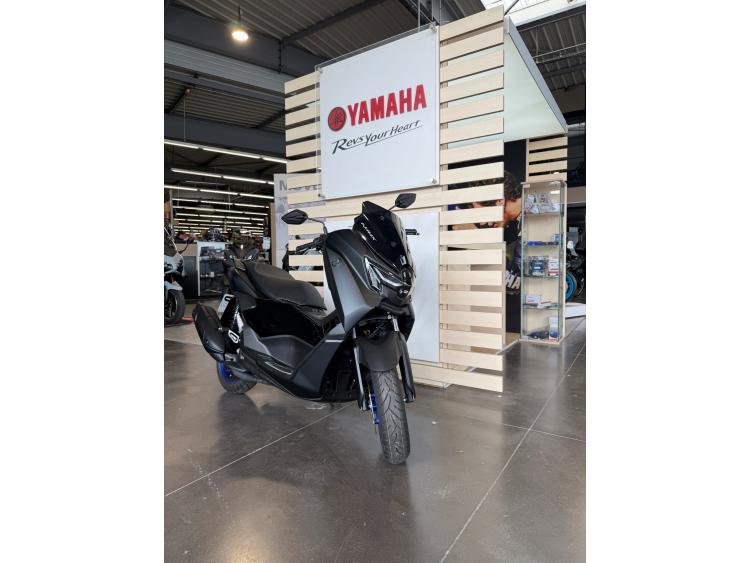YAMAHA NMAX 125