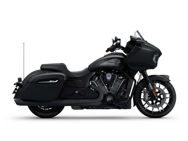 INDIAN CHALLENGER DARK HORSE 1834 POWERPLUS