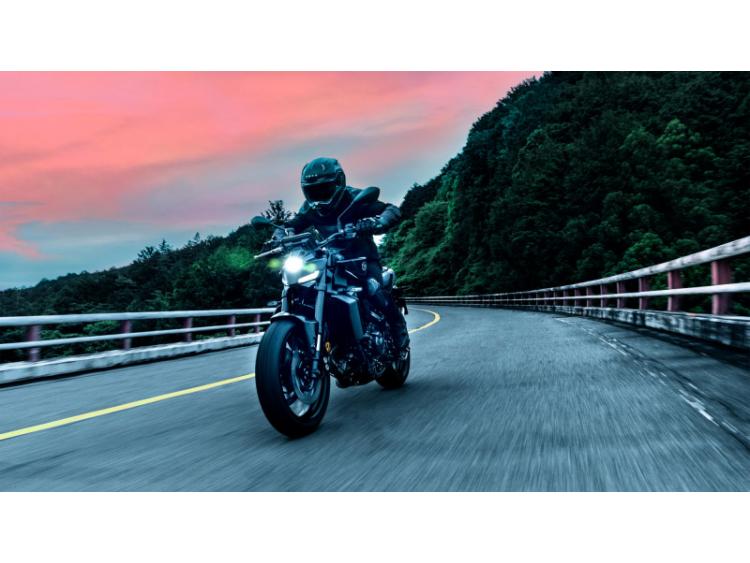 YAMAHA MT-09 Y-AMT (25)