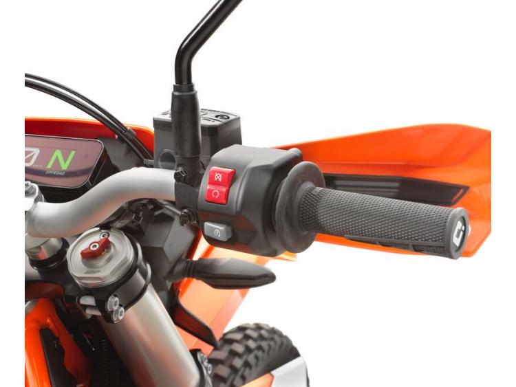 KTM 690 ENDURO R (26)