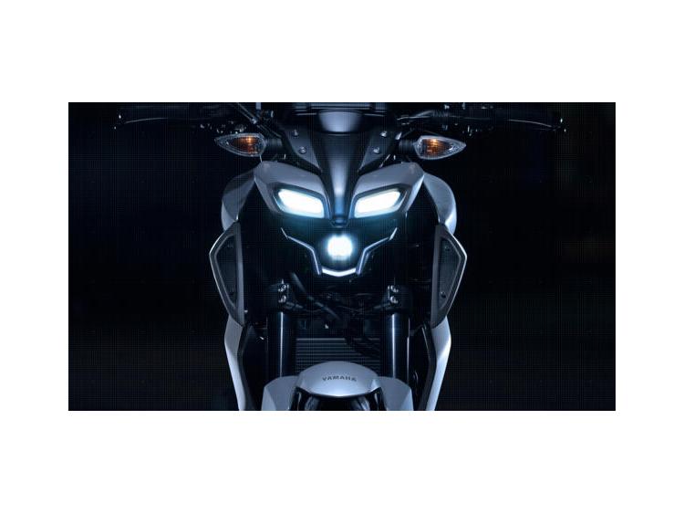 YAMAHA MT-125 (25)
