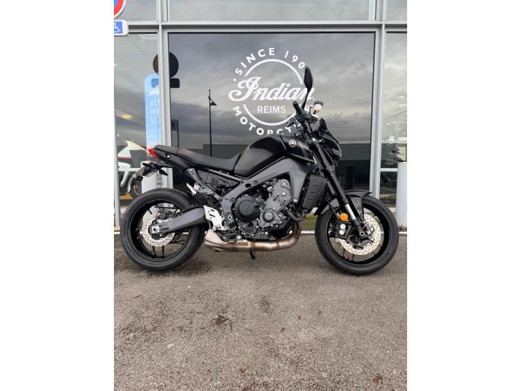 YAMAHA MT-09