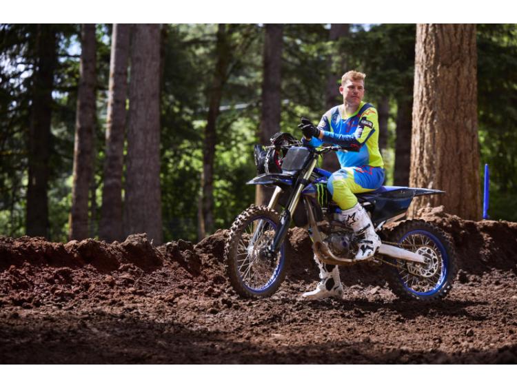 YAMAHA YZ450F MONSTER ENERGY (25)